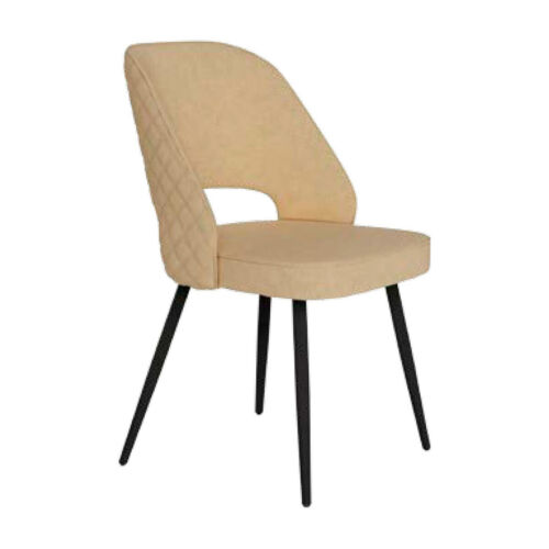 Silla color crema tapizada