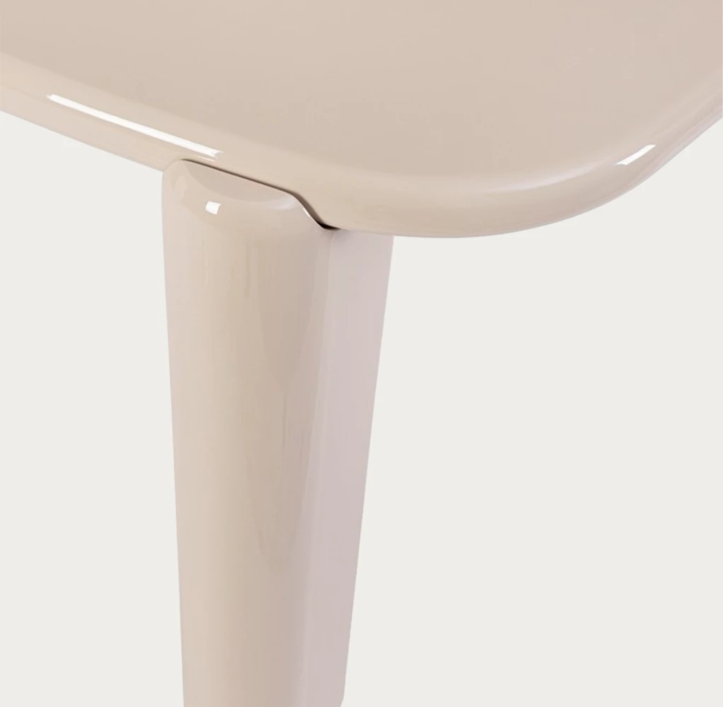 Escritotio Lia crema 168cm